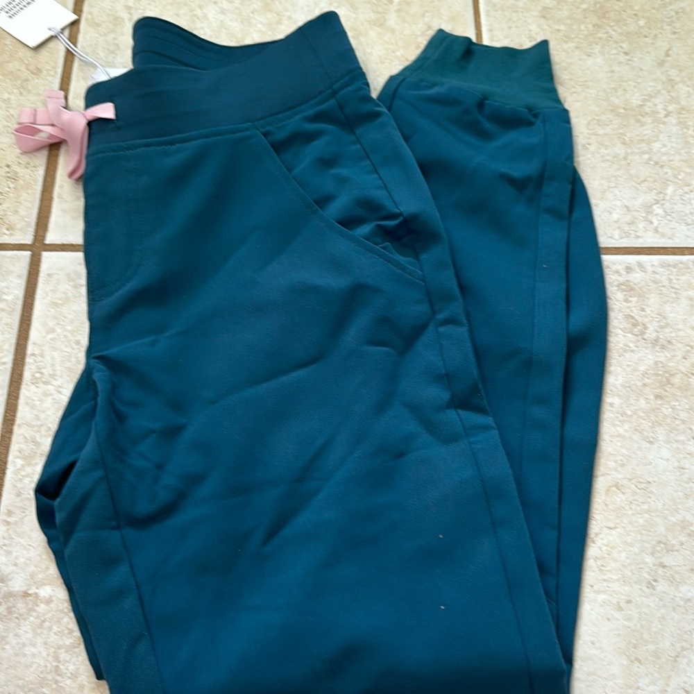 Figs Zamora joggers